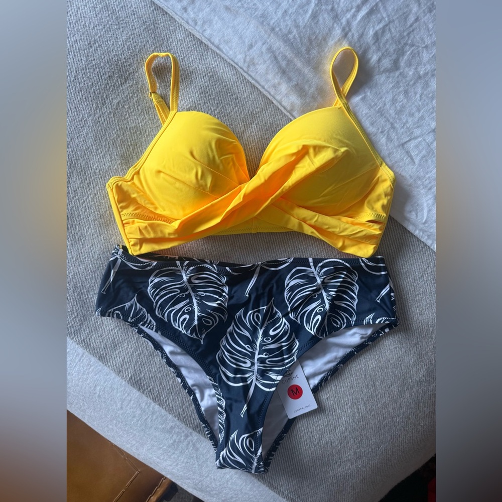 Cupshe Yellow and Black Leaf Print Bikini